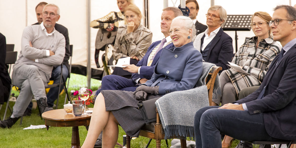 Gavmild Dronning Margrethe: Forærer 4 millioner kroner væk