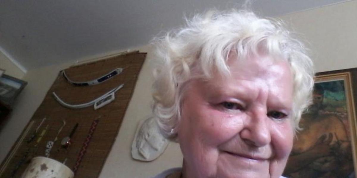 74-årige Maria fik en venneanmodning på Facebook fra en svindler – så tog hun fusen på ham