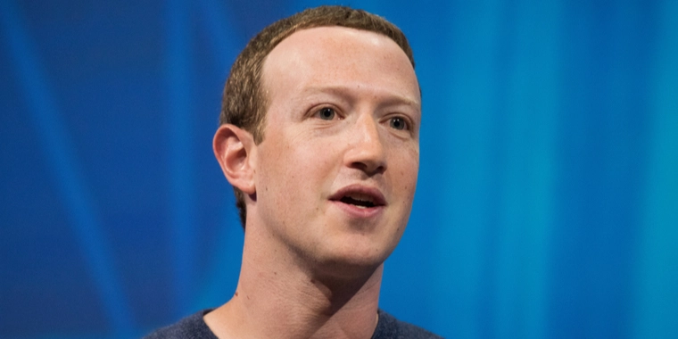 Facebook skifter navn