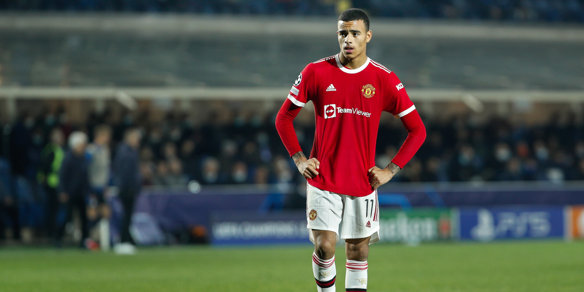 Manchester United spiller anholdt og suspenderet for mistanke om voldtægt