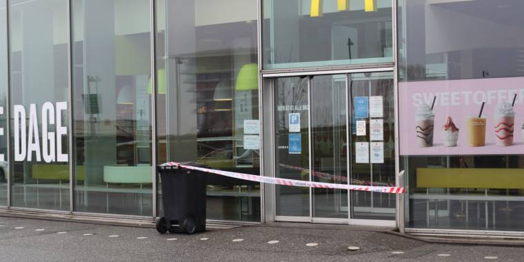 Chokerede på McDonalds: ‘Ring efter en ambulance’