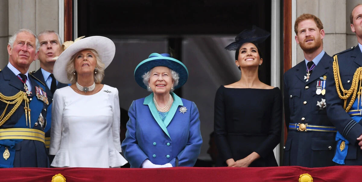 Dronning Elizabeth kom med et råd til Meghan Markle: Blev dybt chokeret over Megans korte svar
