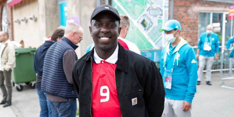 Melvin Kakooza deler glædelig nyhed