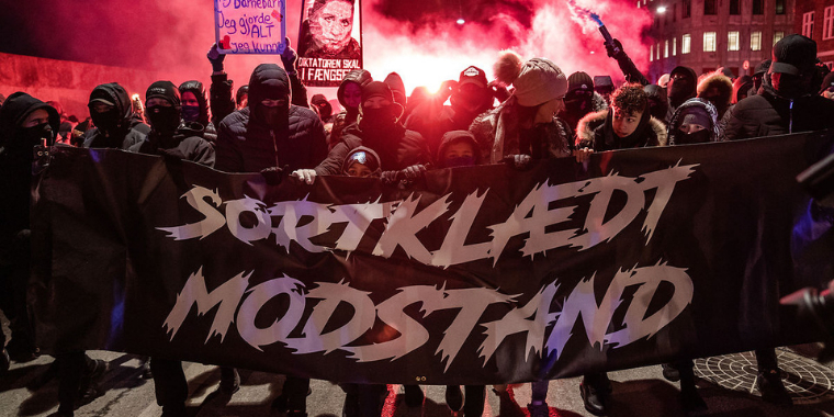 Misbrugt af Men in black: “Fuldstændigt tåbeligt”