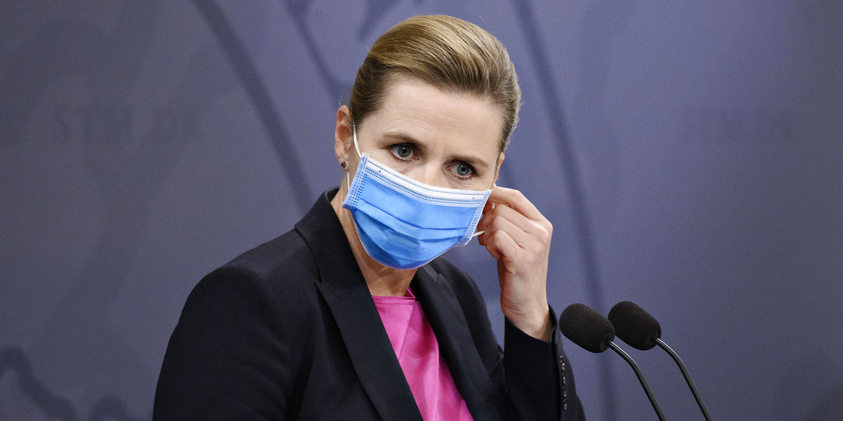 Mette Frederiksen vil lukke Folketinget