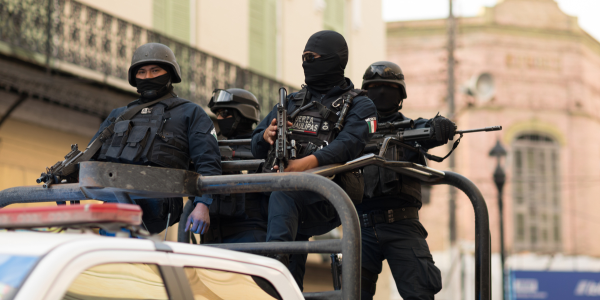 Mexicansk narkokrig nær luksusresort: Turister måtte springe for livet