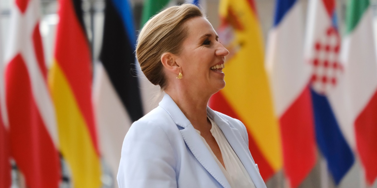 Mette Frederiksen tangerer rekord