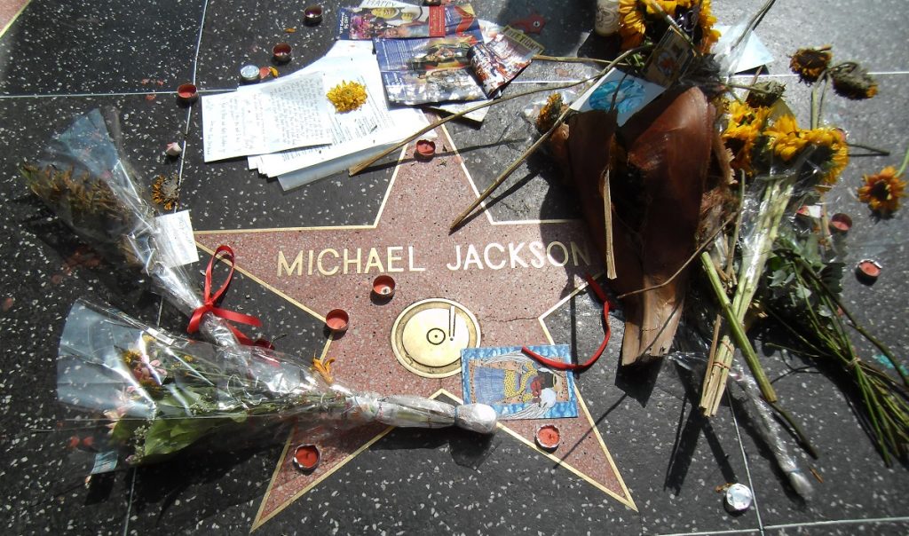 Man skulle tro det var løgn: 12 nye uudgivet Michael Jackson sange er blevet fundet i Los Angeles
