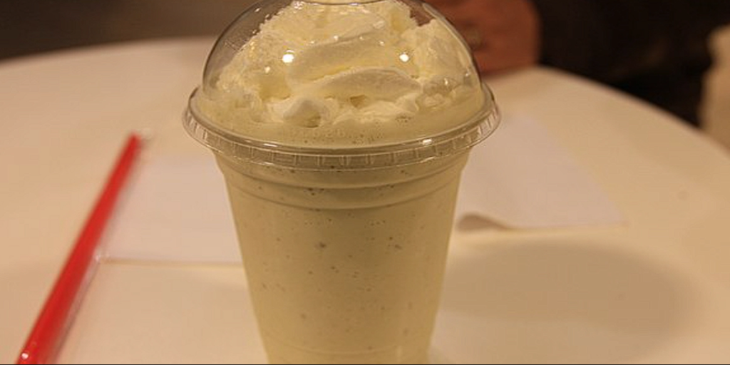 Mands milkshake-ordre tager en modbydelig drejning: Budet blev fyret på stedet