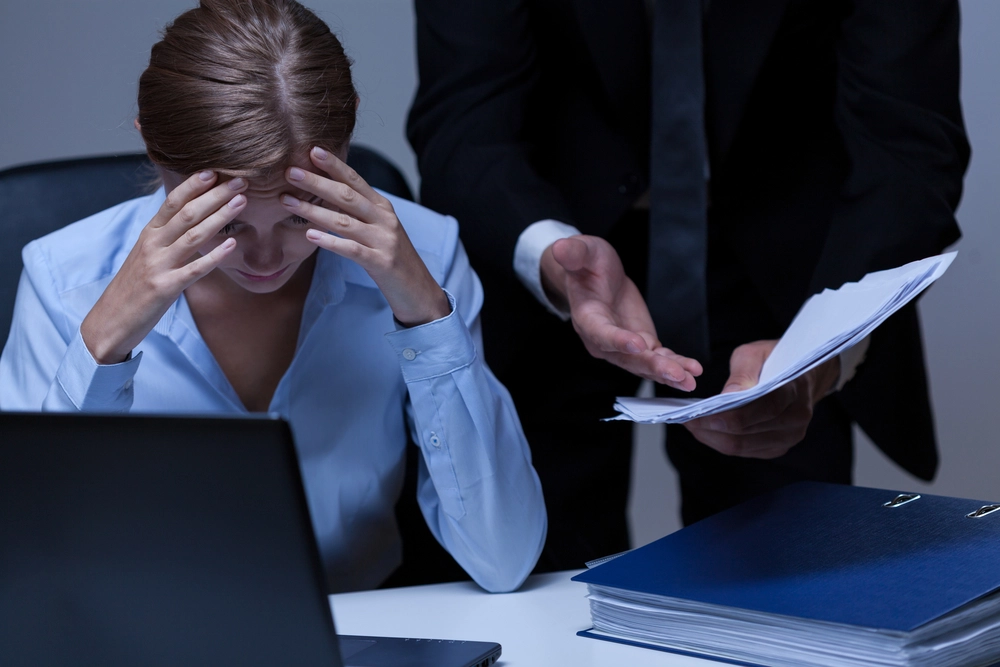 Foruroligende tegn på at din kollega er psykopat
