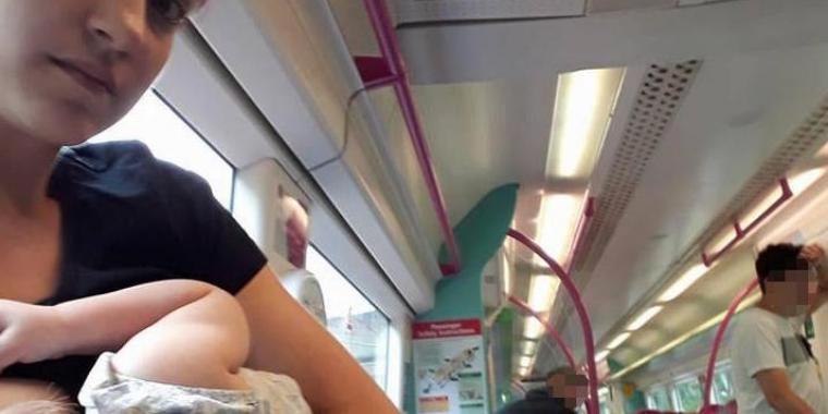 Vred mor deler foto af fremmede mænd i toget: ‘Jeg håber, jeres koner ser det her’