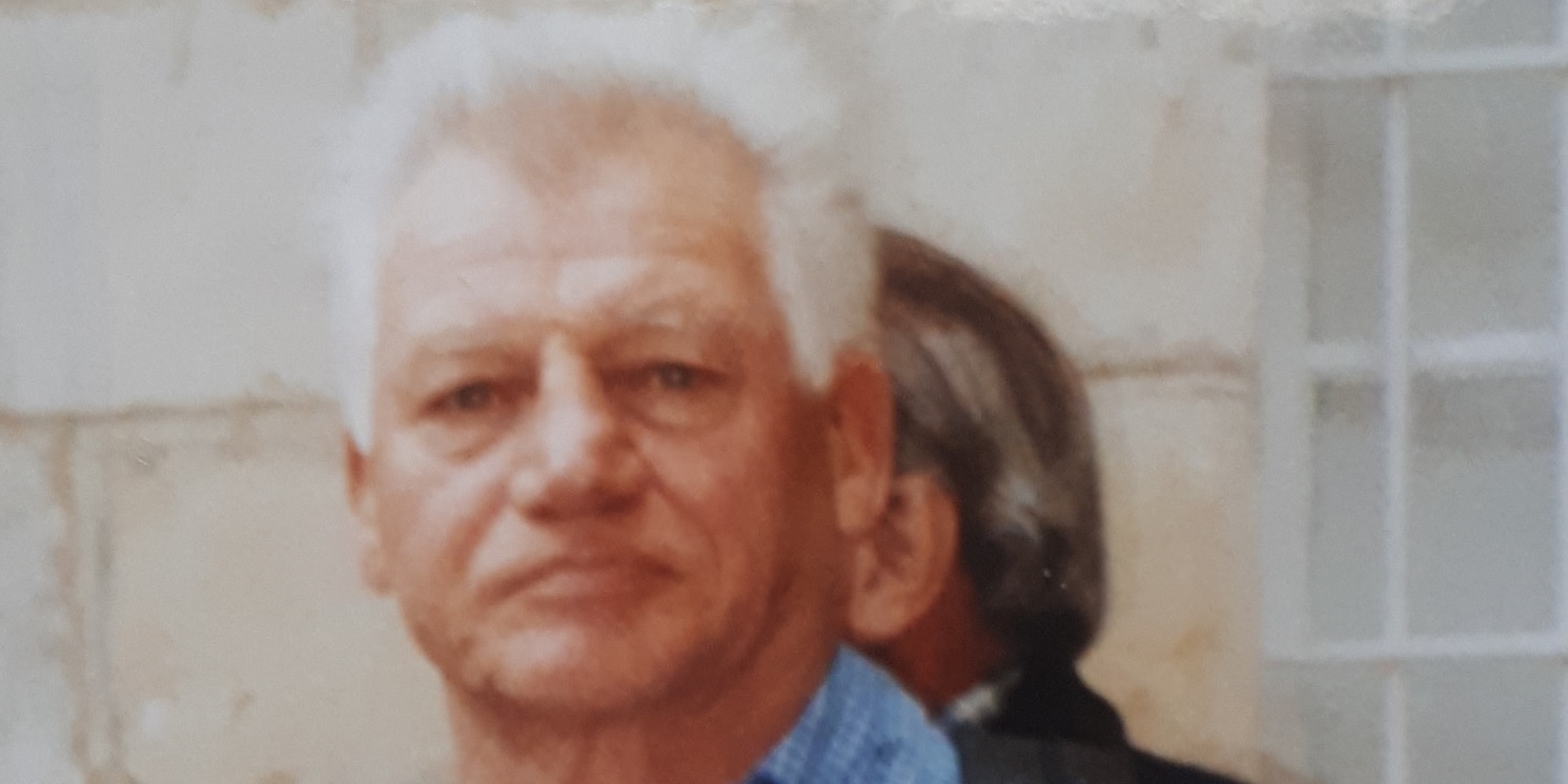 Efterlysning: Dement mand stadig forsvundet – Tjek garage og udhuse