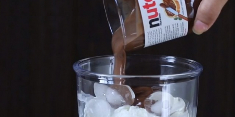Iskoldt sommertrick med nutella, der får mundvandet til at løbe