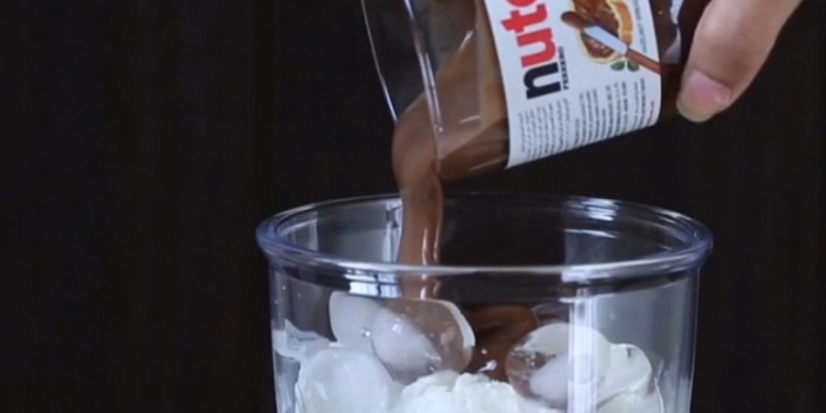 Iskoldt sommertrick med nutella, der får mundvandet til at løbe