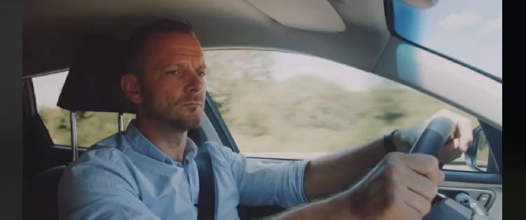 Dansk by lokker turister til med utraditionel video