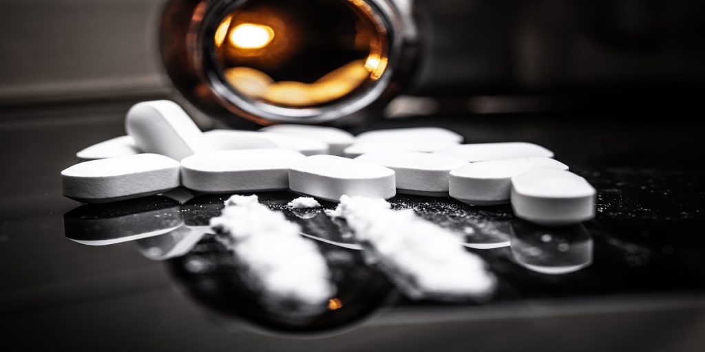 Opioder er et stigende problem i Danmark – nu vil Regering dette