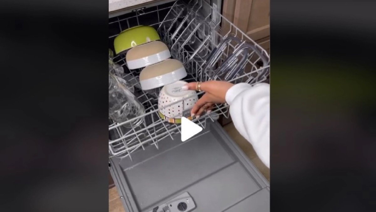 Du har gjort det forkert hele livet: Sådan fylder du opvaskemaskinen helt rigtigt, så ALT bliver rent