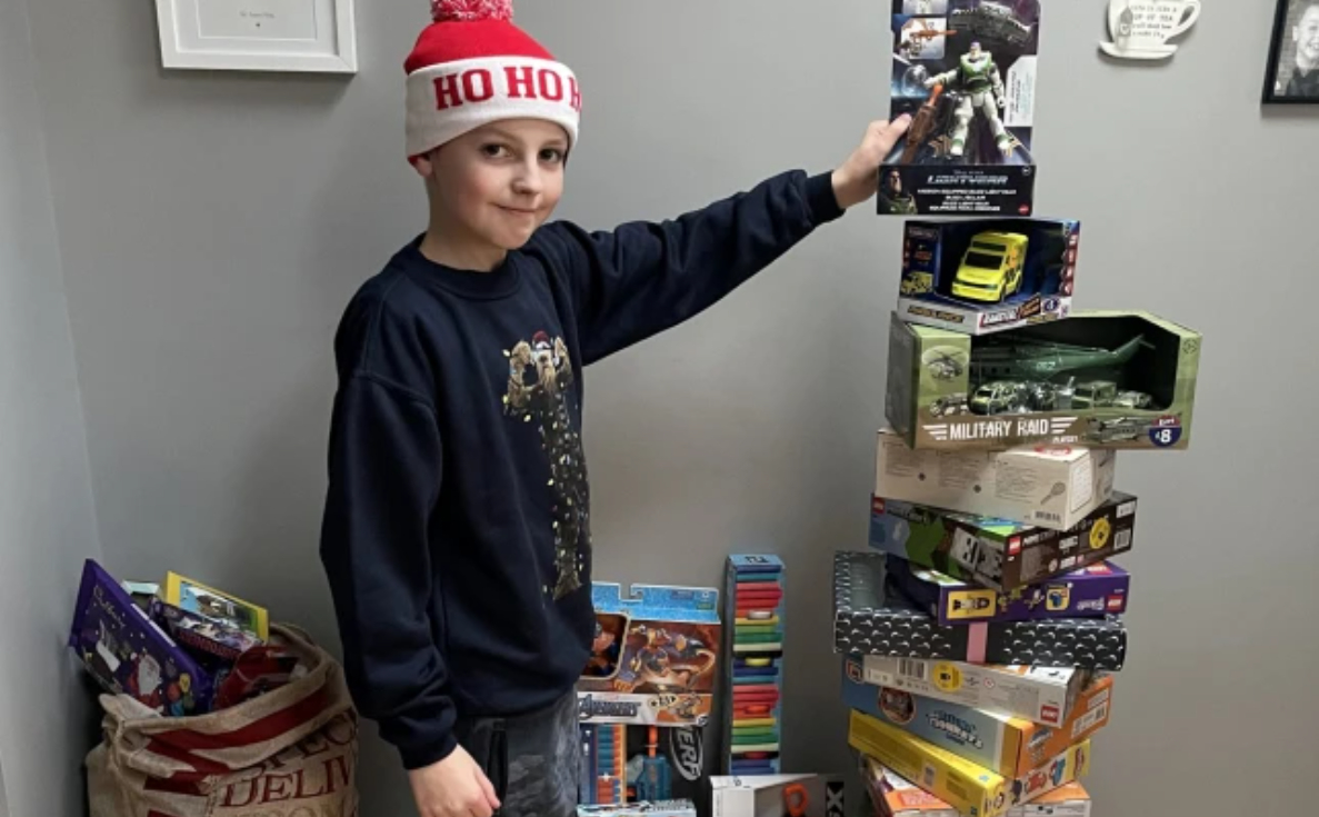10-årige Oscar gør alt hvad kan for at hjælpe børn som ikke er lige så heldige som ham