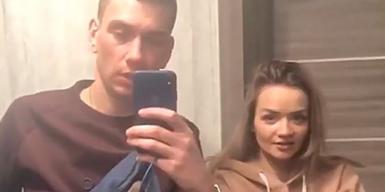 Alexander og Viktoria hang sammen i 123 dage: Nu er de gået fra hinanden