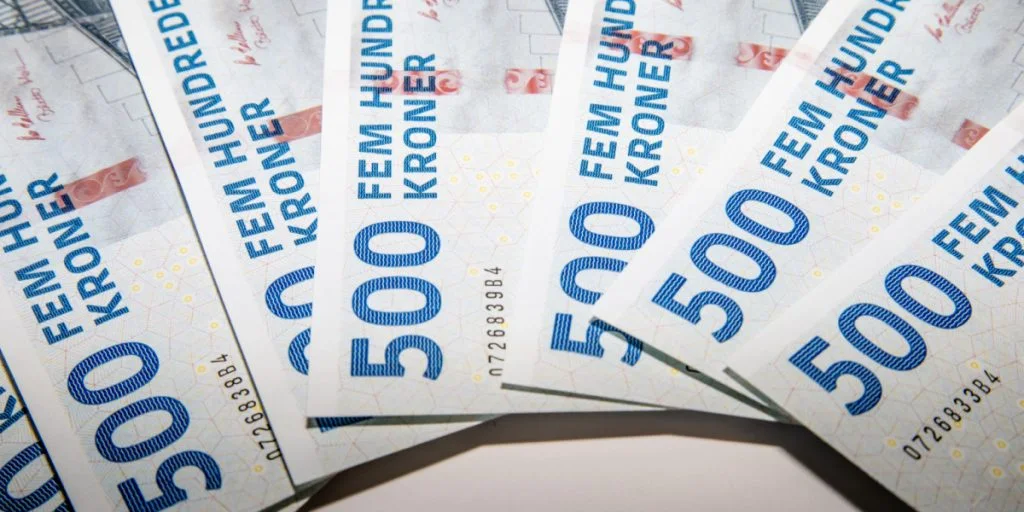 Godt nyt til 230.000 danskere: Nu stiger lønnen