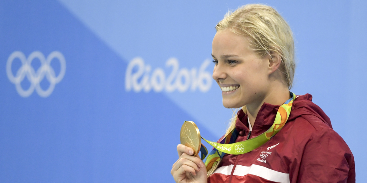 Pernille Blume viser ny tatovering frem: ‘Lufter’ brysterne