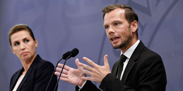 Peter Hummelgaard advarer svenske kriminelle: “Du slipper ikke billigt i Danmark, bare fordi du er mindreårig”