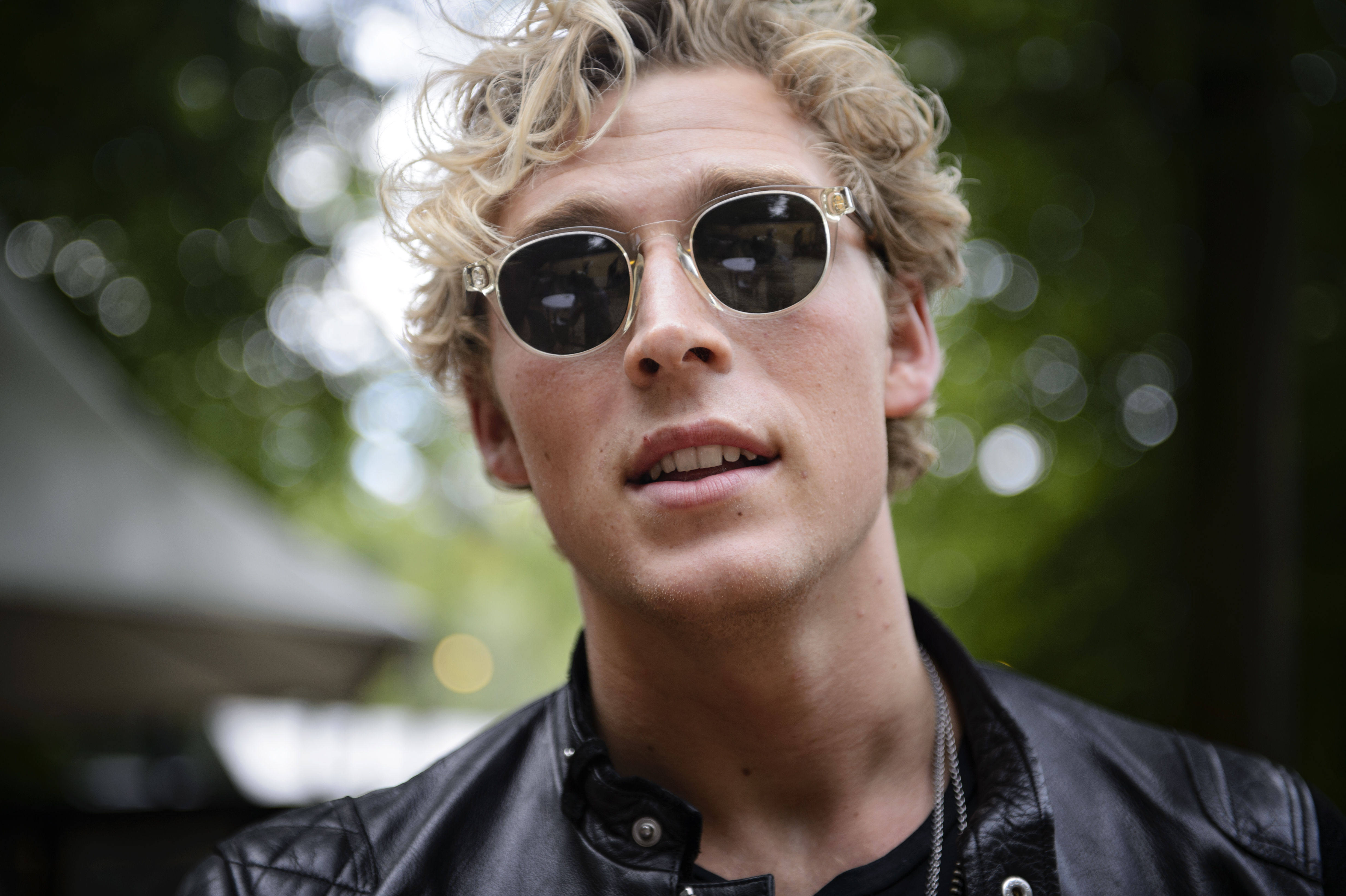 Derfor har Christopher ikke givet lyd fra sig i flere måneder