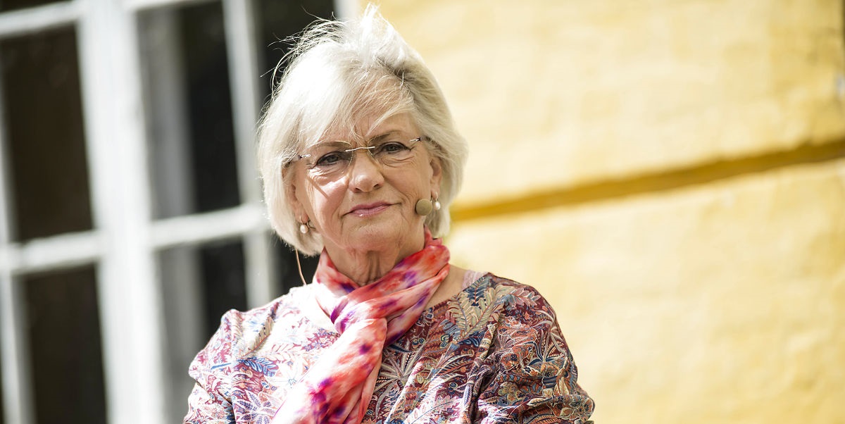 Pia Kjærsgaard raser: ‘Endnu et knæfald overfor Islamisterne’