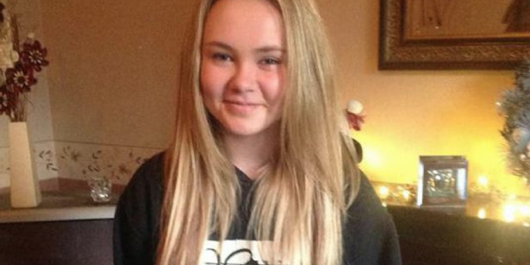 Tamponer tog livet af hendes teenagedatter – nu advarer hun om faresignalerne