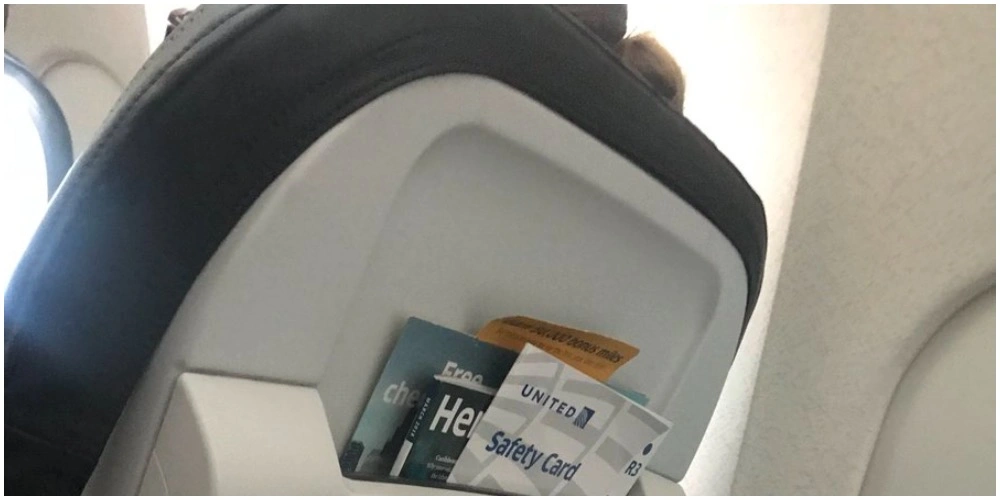 Flypassager blev rasende: Tog fat i personalet på grund af kvindes vamle vane
