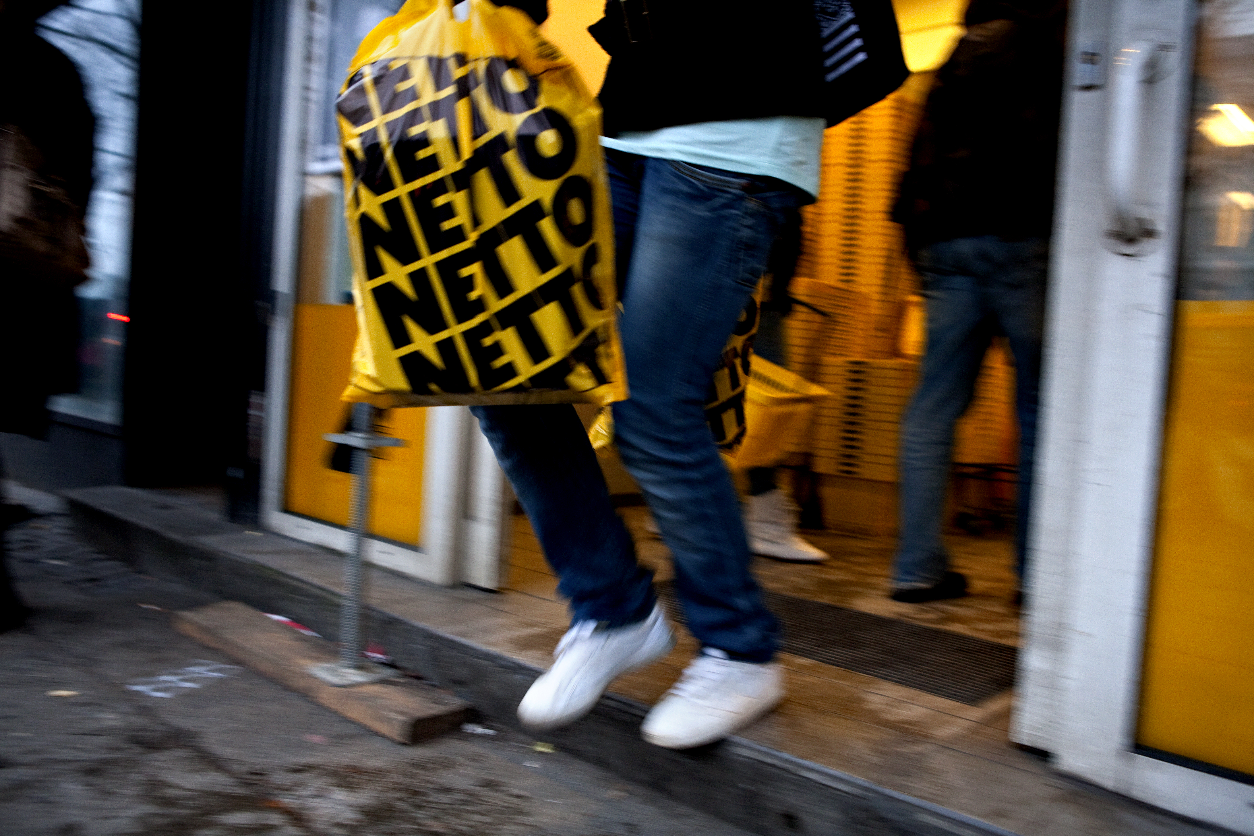 Netto indfører pant på plastikposer