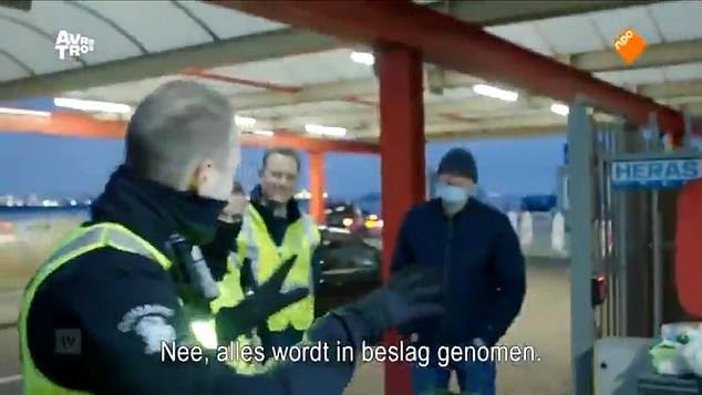 ‘Velkommen til Brexit’: Toldere griner mens de beslaglægger hjemmelavede sandwicher