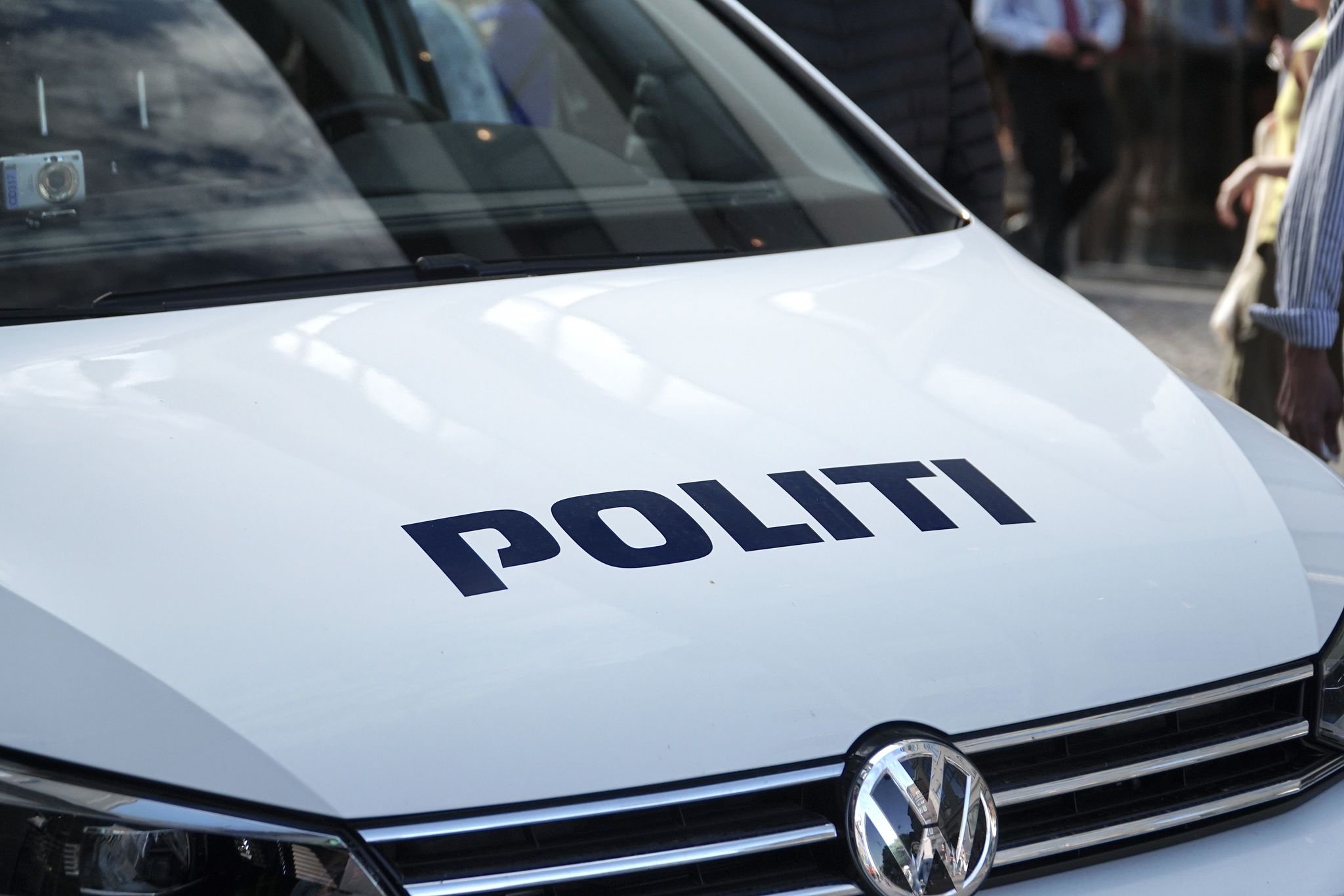 Politiet til stede ved færdselsuheld: 40-årig kvinde omkommet