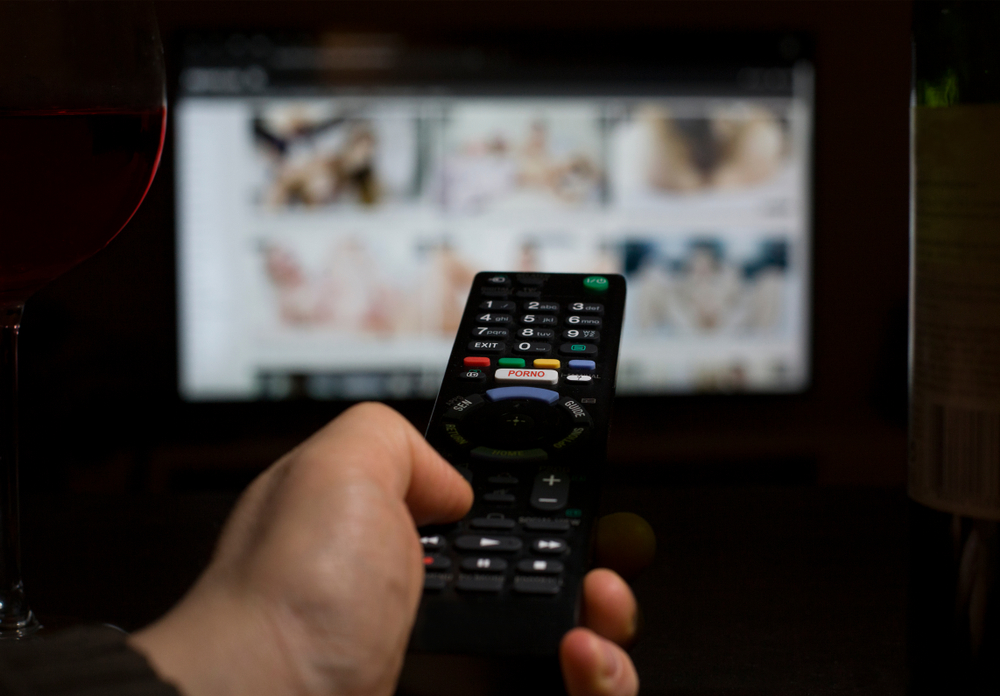 Forældre ødelagde hans pornosamling: Så hev han dem i retten