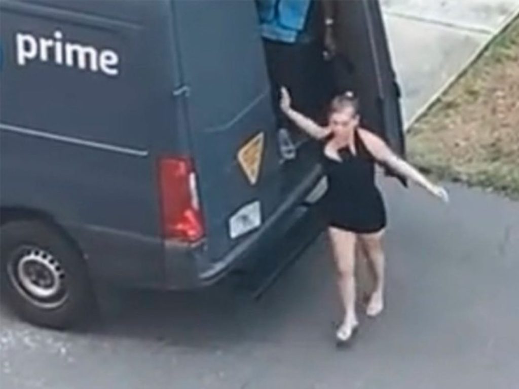Lidt for hyggelig dag på jobbet: Amazon fyrer chauffør