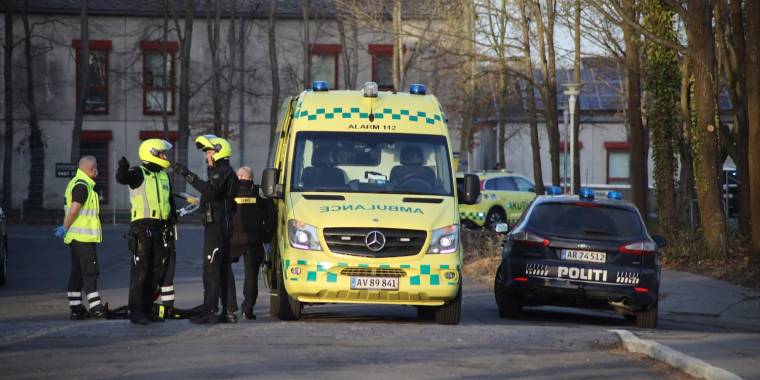 Overbo og underbo røg i totterne på hinanden: En person død