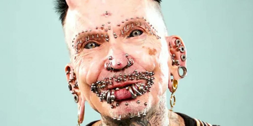 62-årige Rolf har blandt andet 278 piercinger i genitalierne: Sådan så han ud for 20 år siden