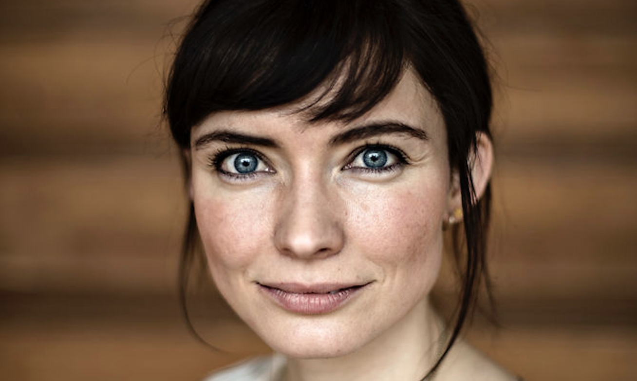 Se det nuttede foto: Neel Rønholt har født en lille pige