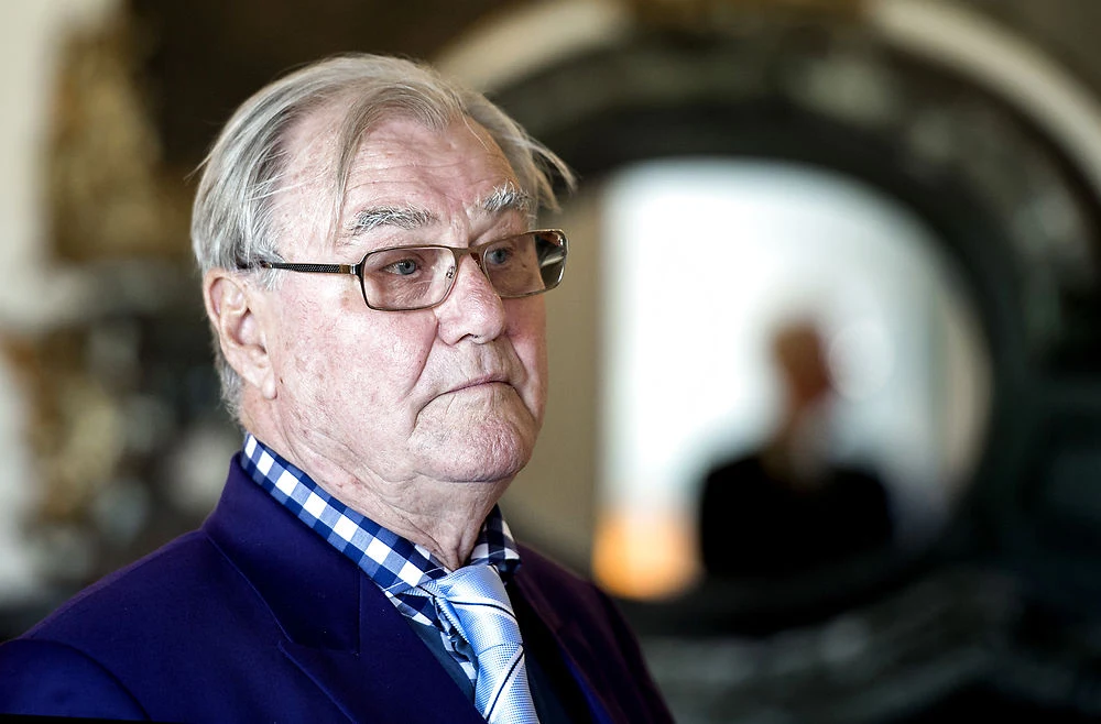 Ven afslører prins Henriks vilde hemmeligheder: Sov med pistol under puden og blev truet af gangstere
