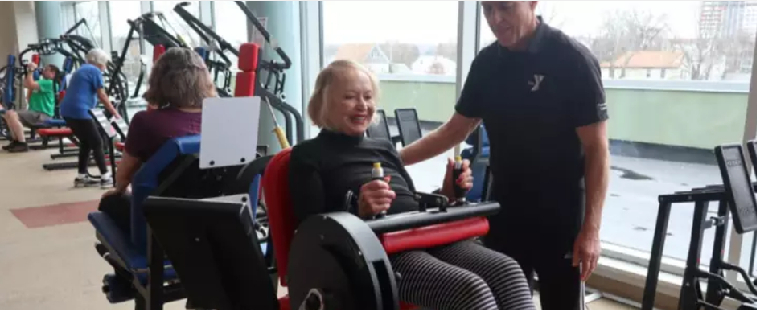 Ruth er fyldt 104 år: Nu stopper hun i fitness