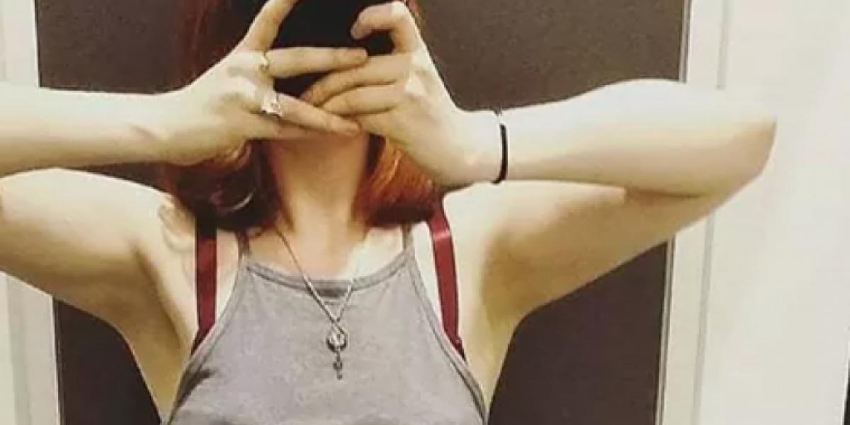 Ruth prøver et par nye jeans i H&M: Bliver chokeret over synet i spejlet