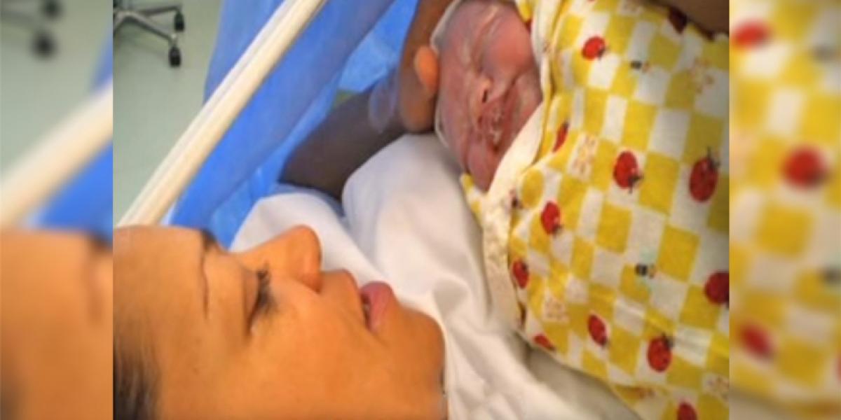 Hun anvendte en sæddonor for at blive gravid, men da hun møder faderen sker det uvirkelige