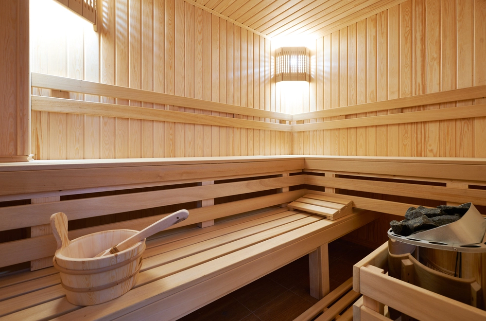 Stiv dolk og frækt tilbud: Sjællandsk mand krænket under sauna-besøg