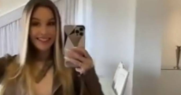 Instagram-følgere lagde mærke til upassende detalje: Nu går kvindes video fra hotelværelset verden rundt