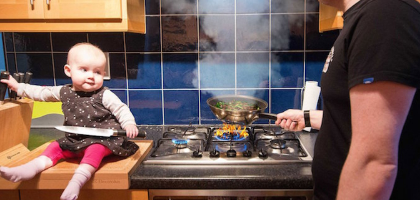 Stephen delte billeder af sin datter i vanvittige og farlige situationer: Historien bag er hylende morsom