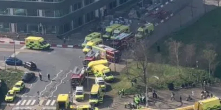 Flere tilskadekomne efter “kemisk hændelse” ved populært idrætsanlæg