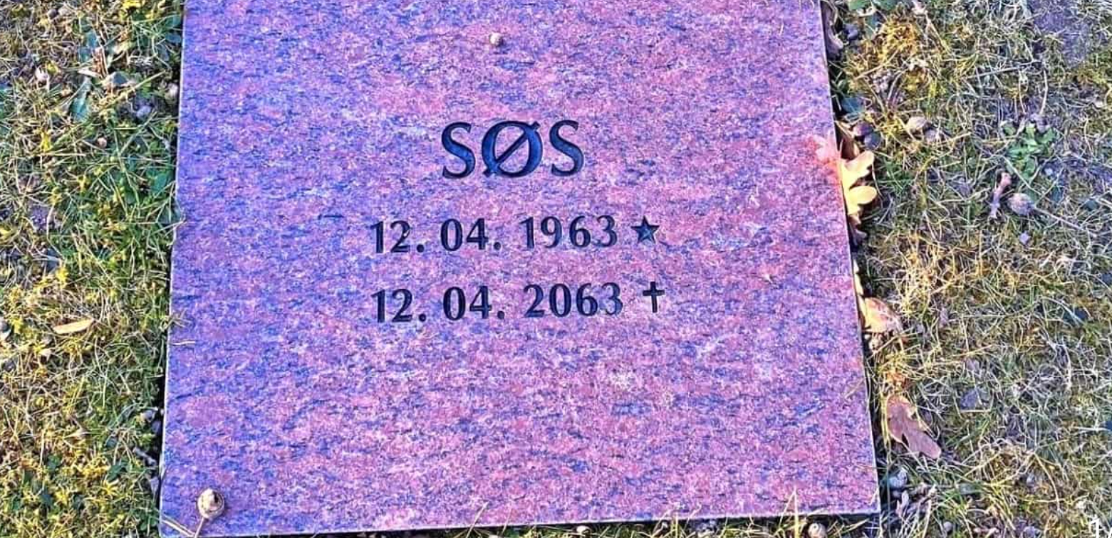 I Odder findes der en gravsten med dødsdatoen 12.04.2063, men det er ikke en fejl