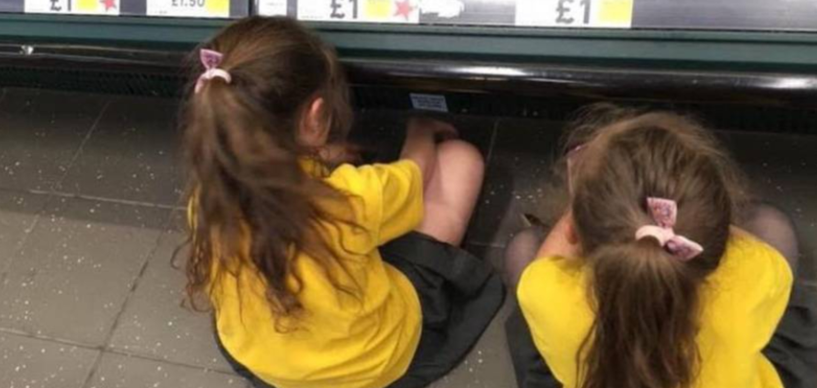 Børnene larmede i supermarkedet: Morens straf får folk til at spærre øjnene op