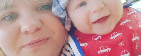 Mor udsender advarsel til forældre: 1-årig var nær død efter kys