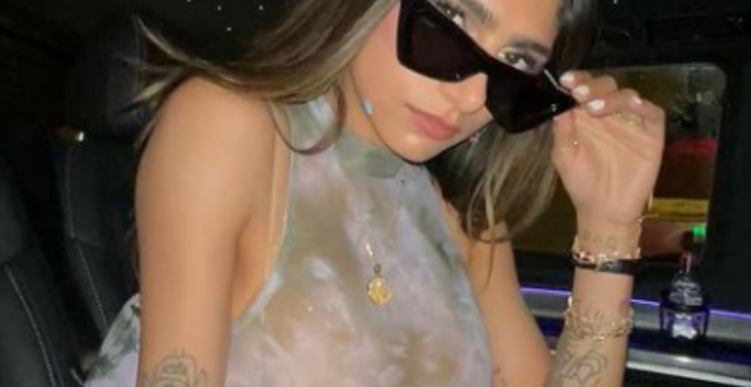 Viser bryster og numse: Mia Khalifa deler afslørende video og billeder iført helt gennemsigtig kjole